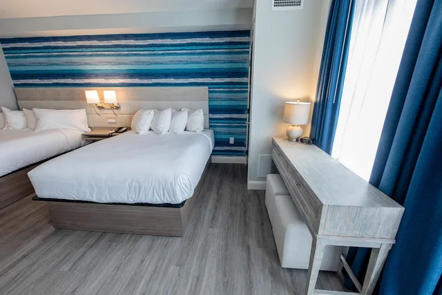 Studio, Suite, 2 Queen Beds, Sofa, Hotel LBI 1/4