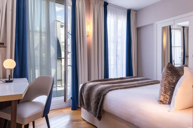 غرفة مفردة، Hotel Lord Byron 10/12