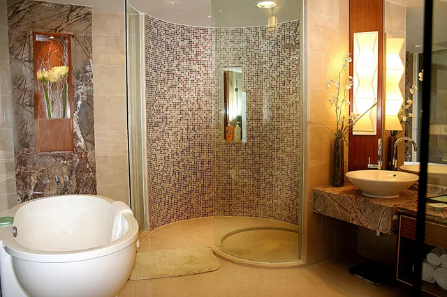 غرفة ديلوكس بسرير كينج بإطلالة على النهر، Kande International Hotel Huizhou 6/7