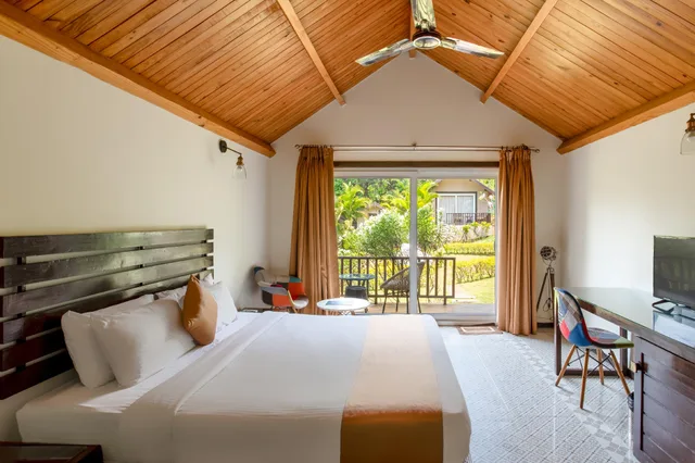 غرفة كلاسيكية، Stone Wood Resort & Spa 2/2