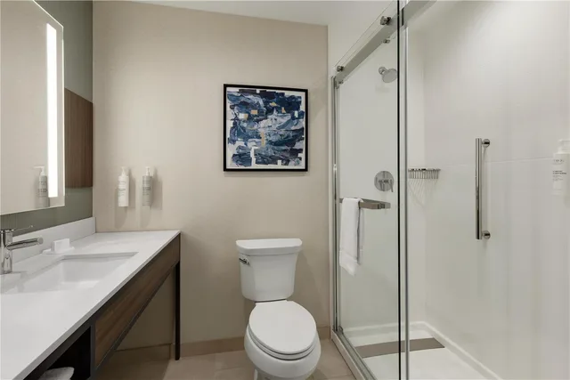 غرفة بسريرين كوين، Hilton Garden Inn Riverhead 4/4
