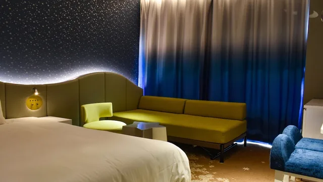 Starry, Twin Beds, Murphy Bed, Sofa، Hotel Universal Port Vita 2/5