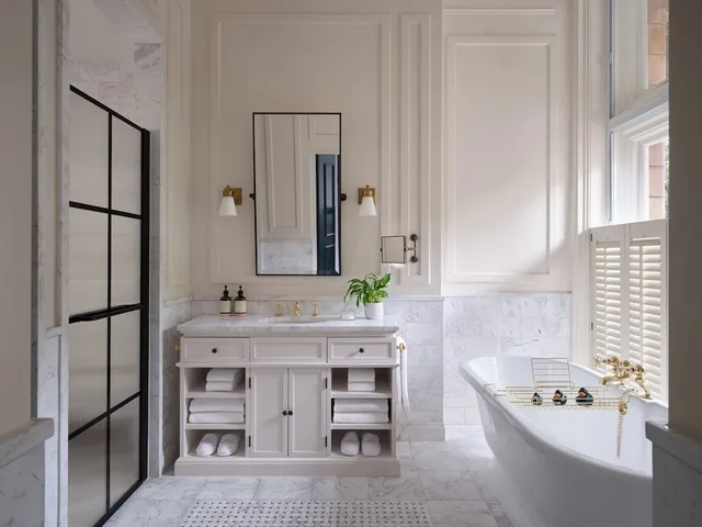 جناح عائلي بسرير كينج وسرير كوين بغرفة نوم واحدة، Kimpton Fitzroy London 5/6