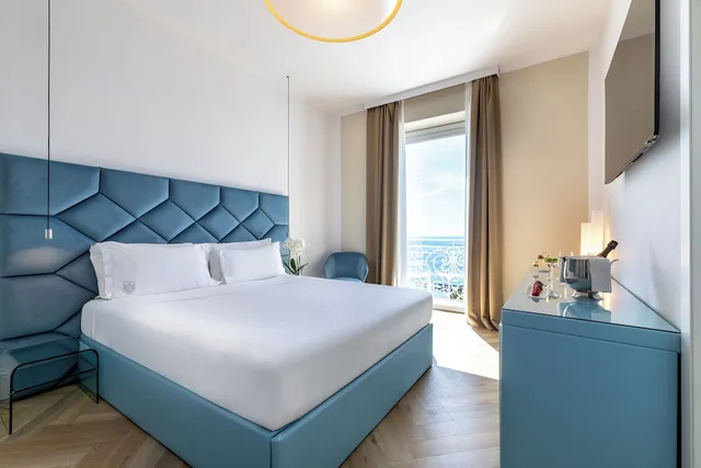 غرفة بريميوم بسرير كوين بإطلالة على البحر، Miramare Hotel the Palace 3/10
