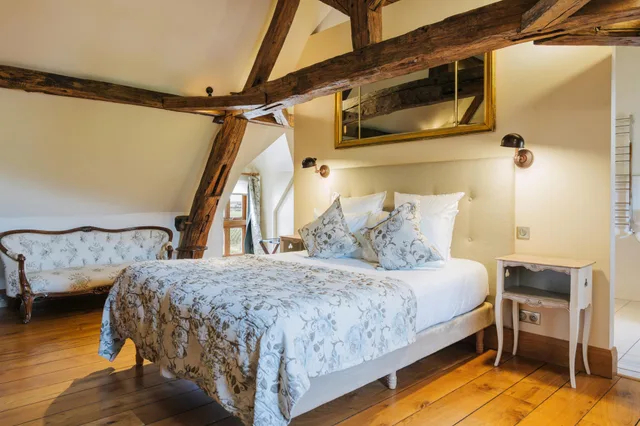 غرفة ديلوكس بسرير كوين، Hotel Les Deux Chevres Gevrey-Chambertin 2/3