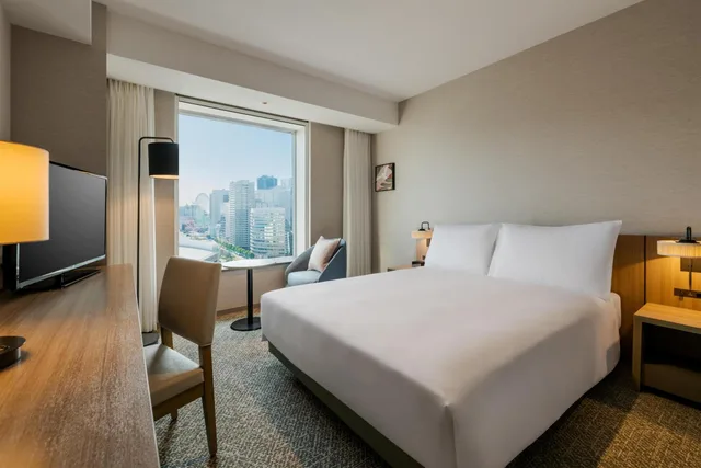 غرفة بسرير كوين بإطلالة على البحر، The Square hotel Yokohama Minatomirai 5/7