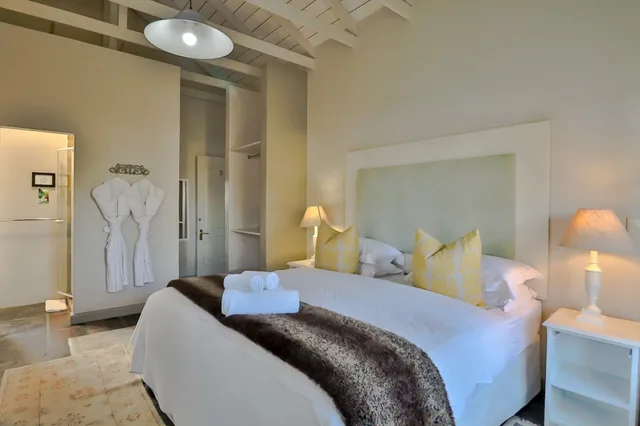 غرفة ديلوكس بسرير كينج، Hermanus Lodge on the Green 3/4