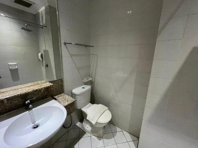 غرفة بسرير مزدوج، Sky Hotel Chow Kit PWTC 3/3