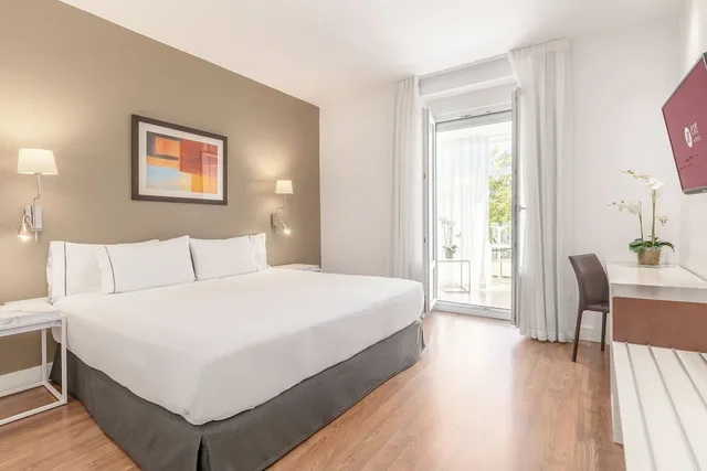 Room, Twin Beds, Terrace, Dorma Victoria Palace 4/9