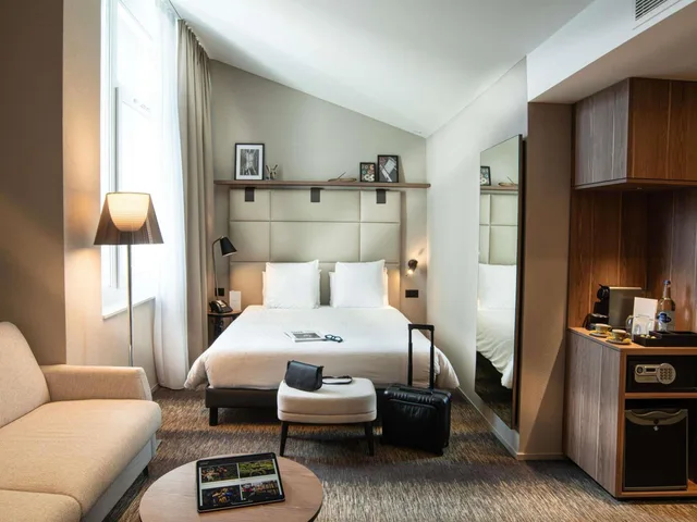 جناح جونيور بسرير كينج مع أريكة، Mercure Fribourg Centre Remparts 5/7