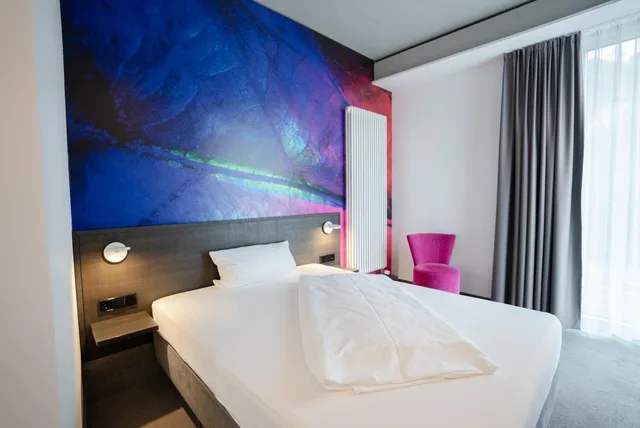 غرفة قياسية بسرير كوين، Qubixx StadtMitteHotel 5/10