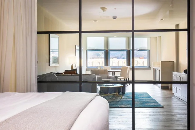 Deluxe, Suite, 2 Queen Beds, City View, Sofa, Haywood Park Hotel, Ascend Hotel Collection 4/7