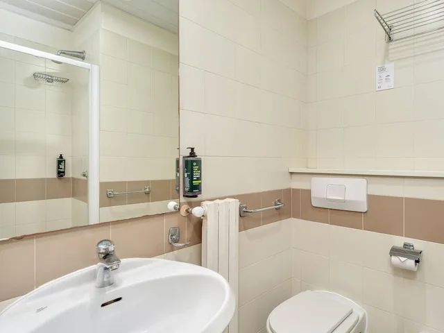 Happy, Standard, Triple, 3 Beds، B&B Hotel Milano Ornato 7/10