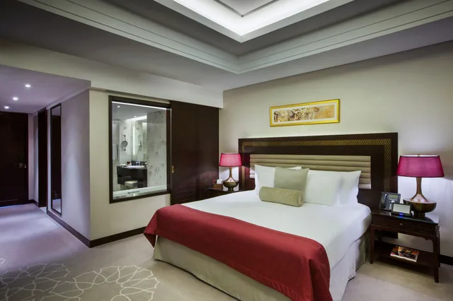 Premier, King Bed, Bab Al Qasr Residence 7/8