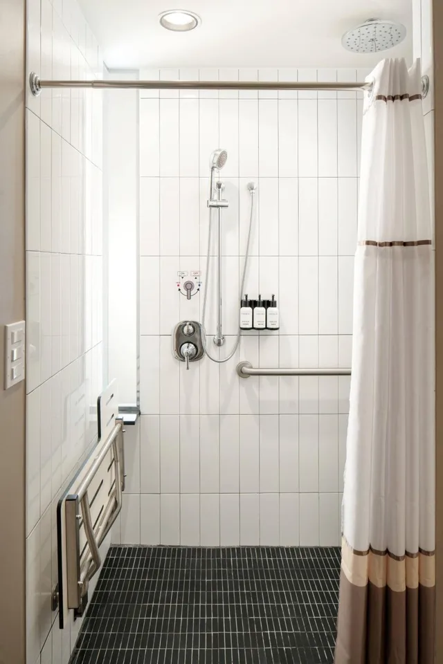 Guest Room, Executive, 2 Queen Beds, Epicurean Hotel Autograph Collection 1/1