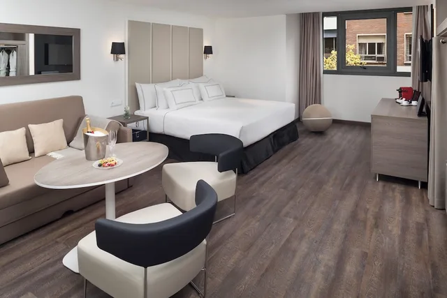 Grand, Connecting, the Level, Premium، Melia Madrid Serrano 4/8