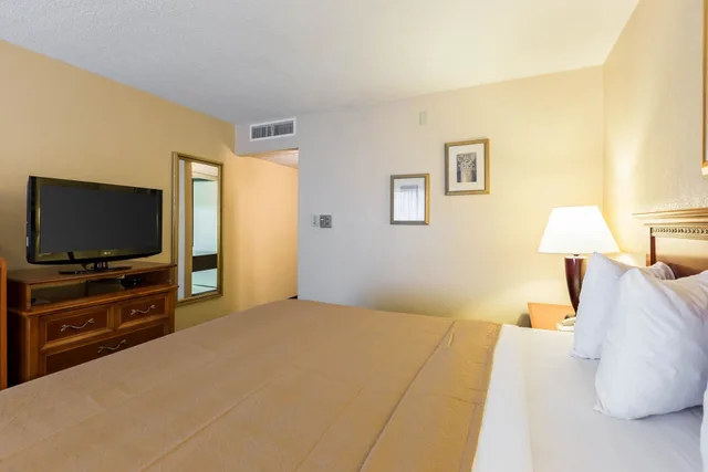 غرفة بسرير كوين لذوي الإعاقة، Quality Inn and Conference Center I-80 Grand Island 1/4