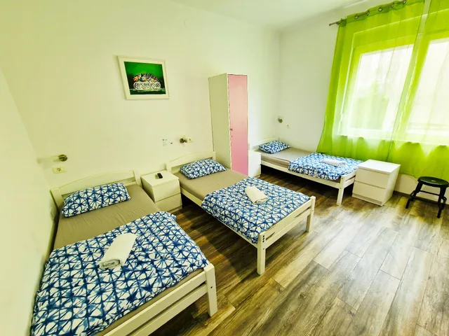 غرفة قياسية ثلاثية، Croparadise Hostel 1/1