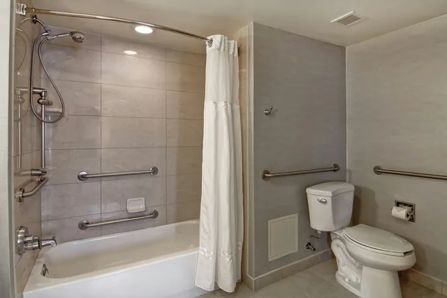 Suite, King Bed, Accessible, Homewood Suites By Hilton Bentonville-Rogers 3/3