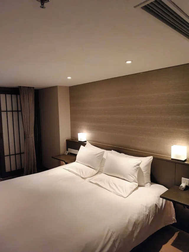 جناح دوبلكس سوبيريور بسرير كينج، Novotel Suites Shanghai Hongqiao 2/4