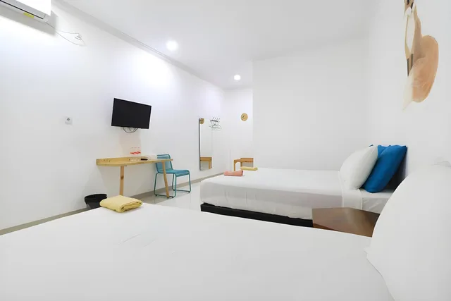 غرفة جونيور بسرير مزدوج، Locus Rooms by ZUZU 3/3