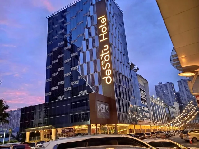 Superior, Twin Beds, No Window، deSatu Hotel 1/1