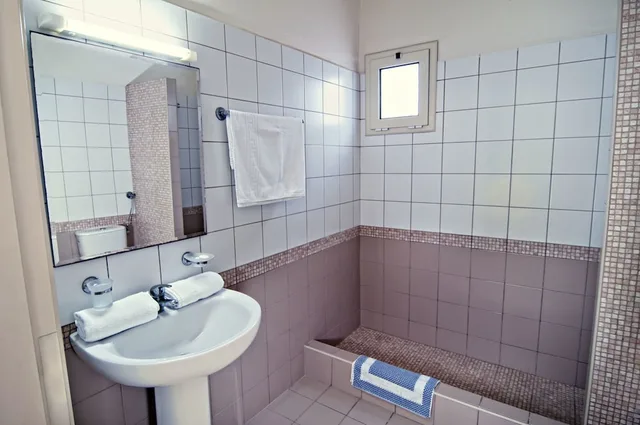 شقة بثلاثة أسرّة بغرفة نوم واحدة، Ourania Apartments 6/8