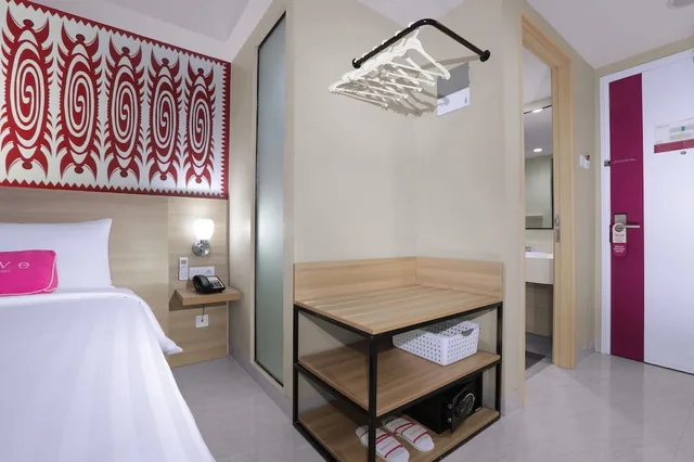 غرفة قياسية بسريرين منفصلين، Favehotel Sorong 4/6