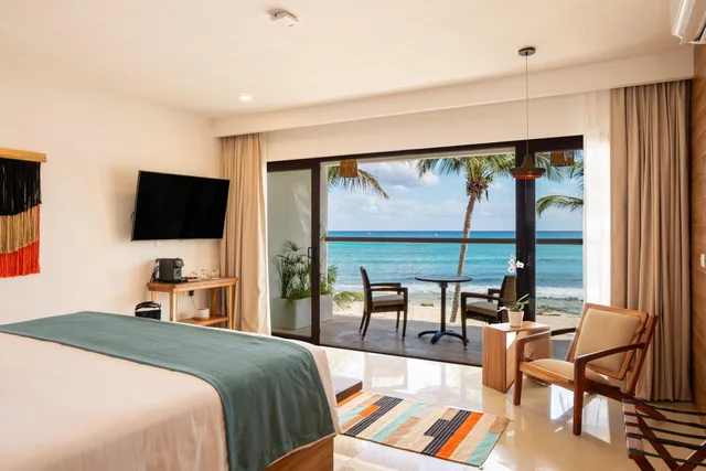Beach Front Suite Bfs، The Beachfront by The Fives Hotels - All Inclusive Adults Only 2/5