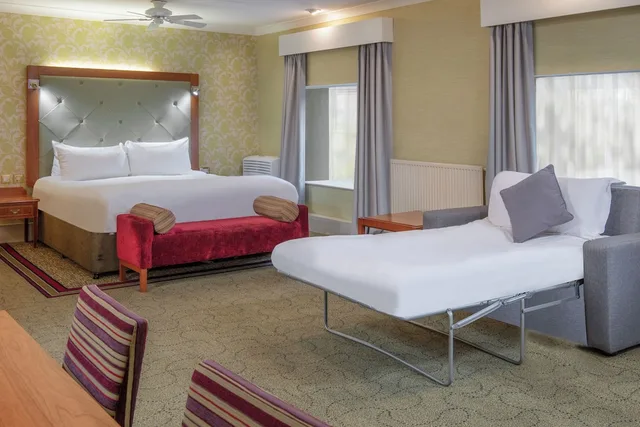 غرفة سوبيريور عائلية، The Park Royal Hotel & Spa 1/2