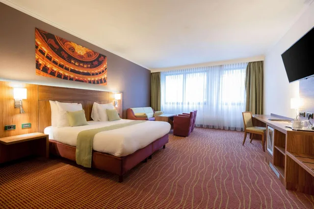 غرفة تنفيذية بسرير كوين، Hotel Opera Antwerpen Centrum 3/8