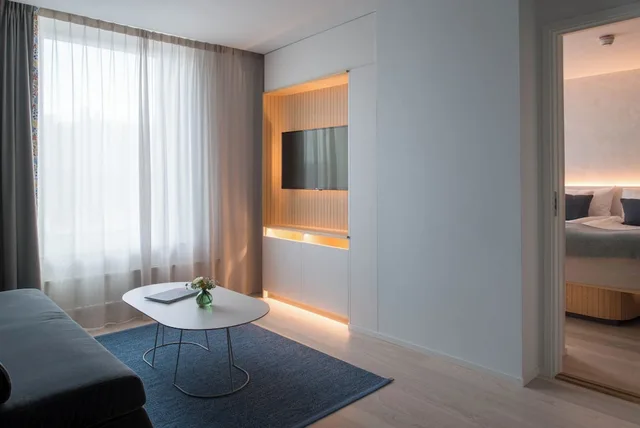 جناح بسرير كوين، Nordic Light 4/5
