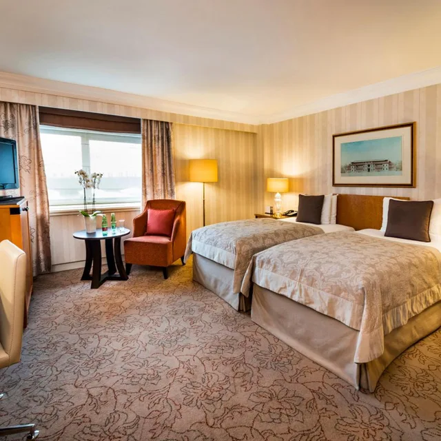 غرفة بريميوم بسرير فردي، Intercontinental Vienna Hotel 2/4