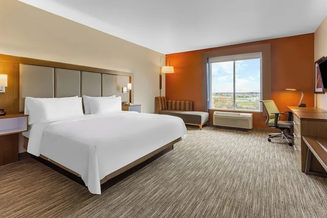 غرفة قياسية بسرير فردي، Holiday Inn Express Rockford Loves Park 2/10