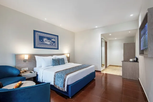 Room Assigned on Arrival, Sterling Corbett 2/5