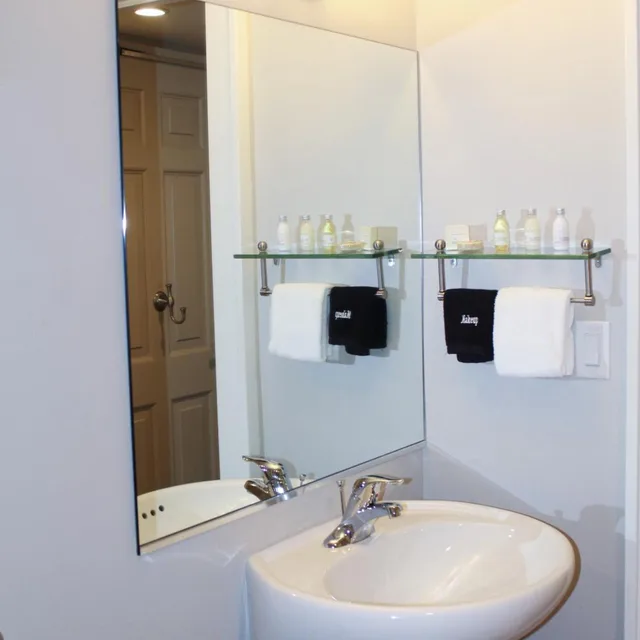 غرفة بسرير كينج، Carlisle Inn 3/6