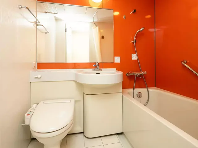 غرفة بسرير مزدوج، Comfort Inn Zentsuji Inter 2/2