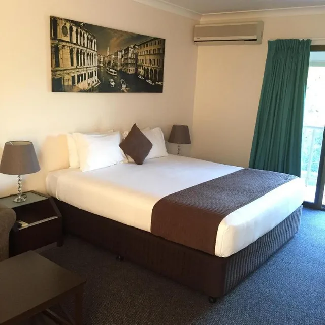 غرفة ديلوكس بسرير كينج، Aspley Carsel Motor Inn 1/4