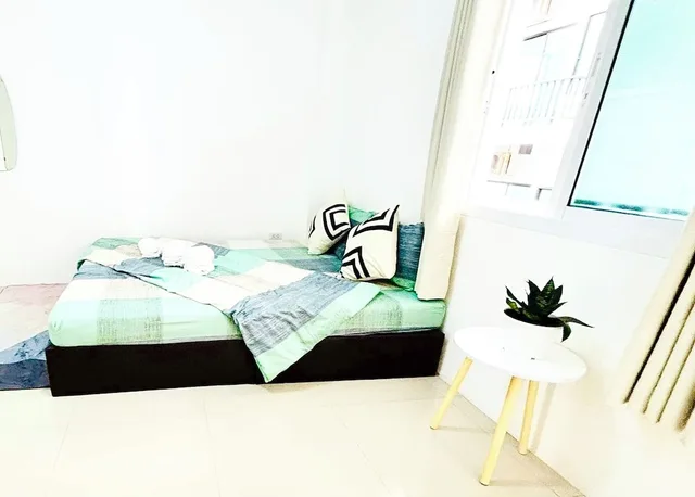 1 Bedroom, Lanai, Standard, Sea View، The SunSet Bangsaen Hotel 5/7