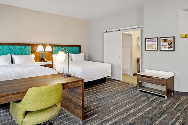 استوديو بسريرين كوين مع أريكة لذوي الإعاقة، Hampton Inn and Suites Cincinnati West OH 1/4