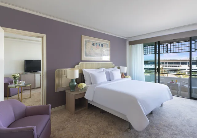 غرفة متصلة بسريرين منفصلين وسرير كينج بإطلالة على البحر، Rixos Downtown Antalya 15/19