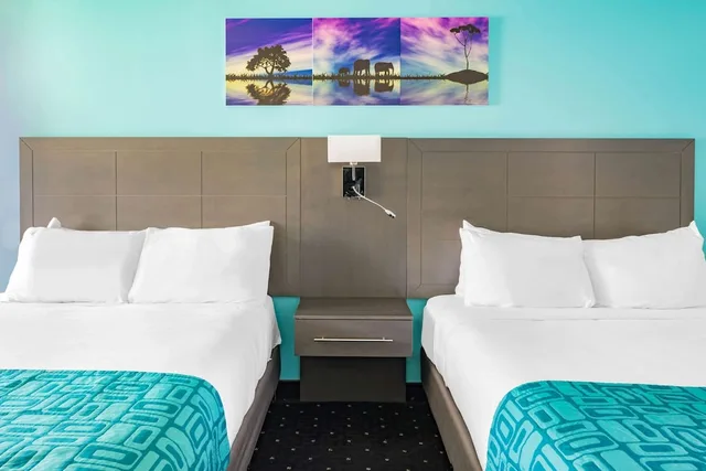 غرفة بسريرين كوين، Howard Johnson by Wyndham Gananoque 3/4