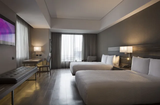 غرفة بسريرين مزدوجين بإطلالة على المدينة، AC by Marriott Mexico Santa Fe 3/10