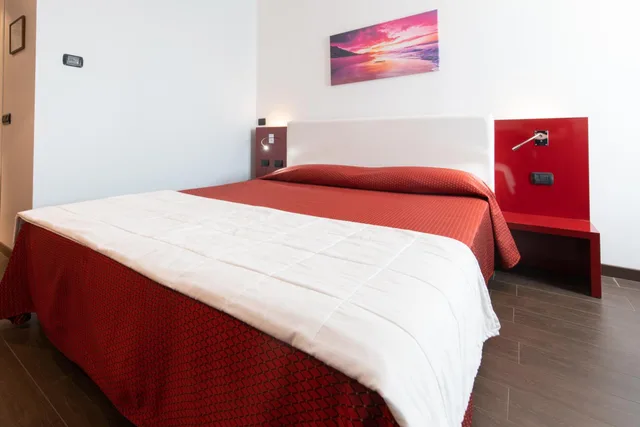 Room, Double Bed, Hotel Mediterraneo 2/10