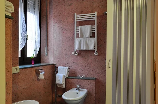 Room, Twin Beds, Hotel Galimberti 9/9