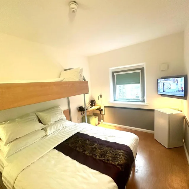 غرفة عائلية، Cambridge Hotel Bradford Central 4/7