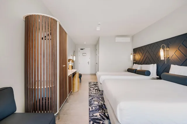 غرفة رباعية بسريرين كينج، Mangrove Beach Corendon Curacao All-Inclusive Resort, Curio by Hilton 8/10