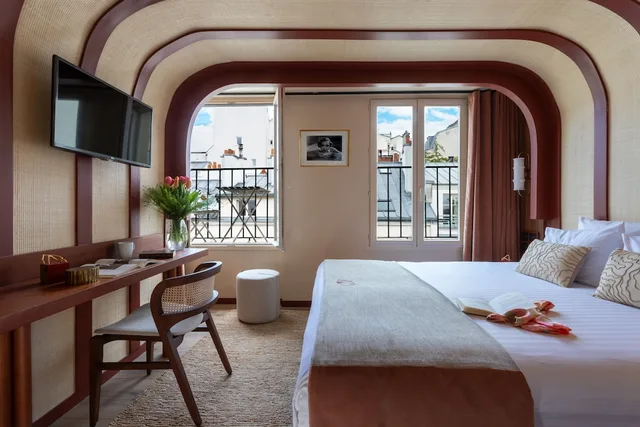 غرفة بسريرين منفصلين بشرفة، Hotel Sacha 9/10