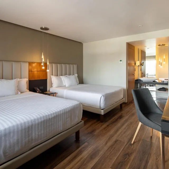 غرفة تنفيذية ثلاثية، Hotel Real del Río 6/10