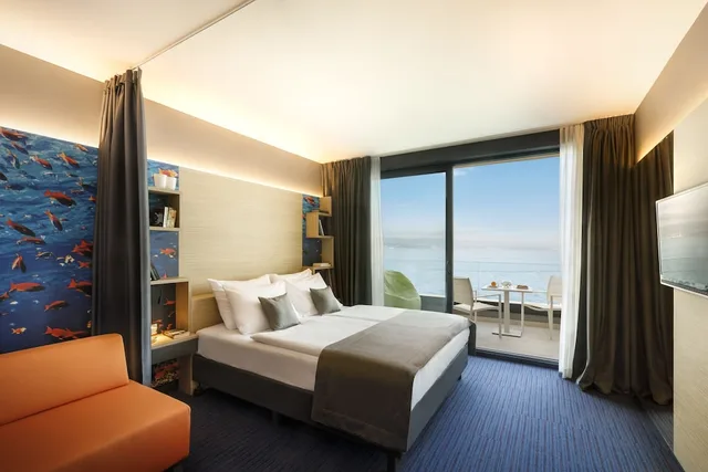 غرفة سوبيريور بسرير مزدوج بإطلالة على البحر بشرفة، Hotel Icici 2/5